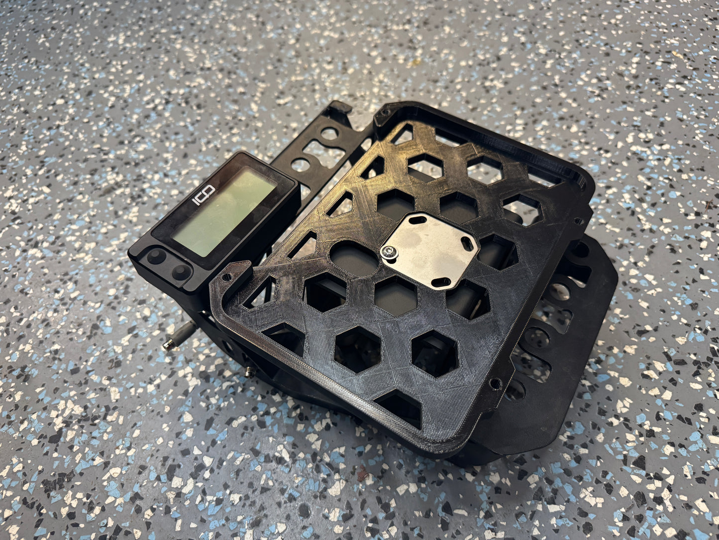 RB850 to AMPS Plate Adapter