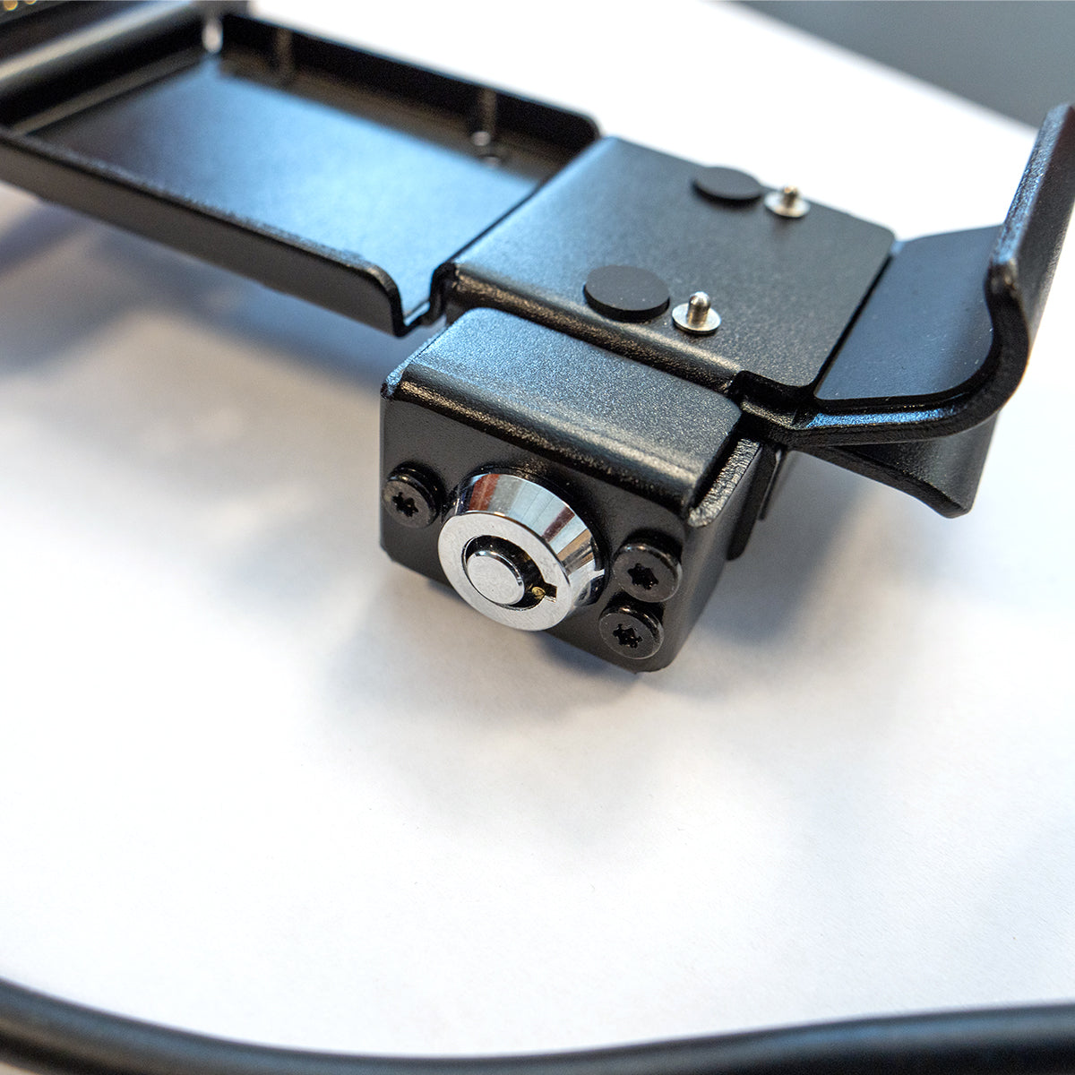 DMD-T865 Holder v3.2 - Dual Lock Edition