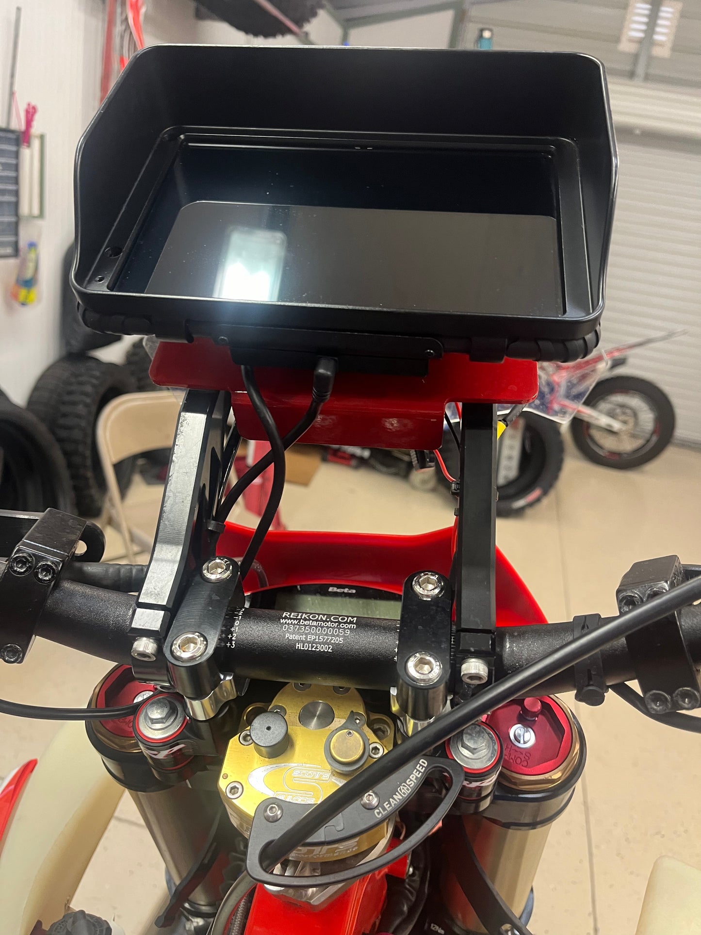 ADV-TECH - Digi Top Plate - Mini Fairing